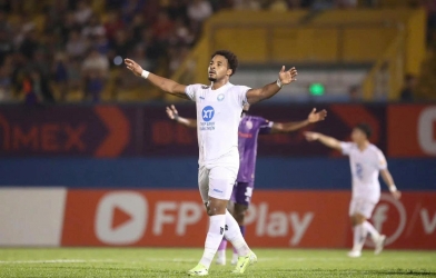 Xuân Son cùng Nam Định khiến cả ĐNÁ sốc vì 1 thống kê