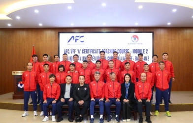 Bế mạc khóa học HLV bóng đá chứng chỉ A/AFC/VFF giai đoạn 2