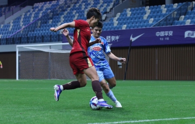 Cận cảnh trận thua của ĐT nữ Việt Nam trước Trung Quốc