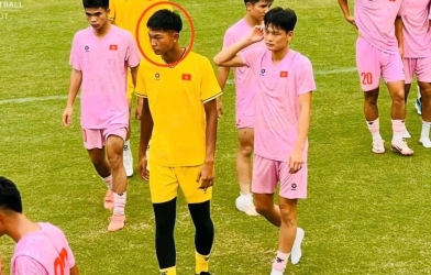 Lý do thủ môn cao 1m96 từ chối quốc tịch Nhật để lên tuyển Việt Nam