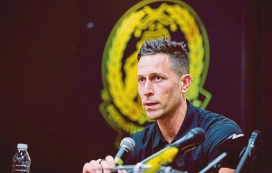 CEO ĐT Malaysia bất ngờ tuyên bố sau án phạt AFC trước trận gặp Việt Nam