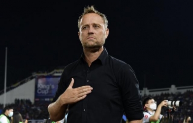 HLV Polking nói thẳng điều 'khó nghe' về trọng tài V.League