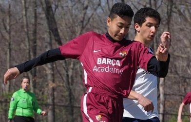 Khủng long Việt kiều Mỹ 1m92 bất ngờ gia nhập đội bóng Việt Nam