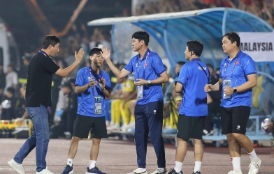 Chia tay ĐT Việt Nam, HLV Hàn Quốc có bến đỗ bất ngờ