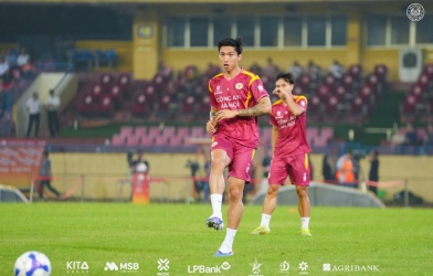 Đoàn Văn Hậu nhận tin buồn sau trận đấu căng thẳng