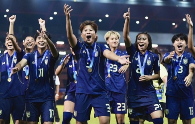 Vừa vô địch giải FIFA, tuyển Thái Lan nhận thưởng 'khủng' từ Madam Pang