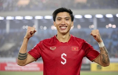 Vừa ký hợp đồng mới, Đoàn Văn Hậu úp mở xuất ngoại lần 2