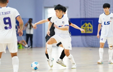 Thua tan nát 0-22, đội bóng Việt Nam vẫn xin chữ ký đối thủ