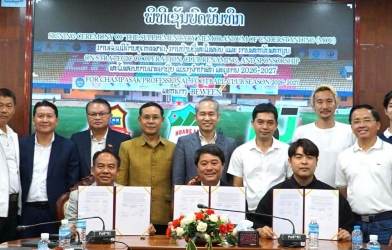 Đội bóng Lào đón tin cực vui từ bầu Đức trước mùa giải mới