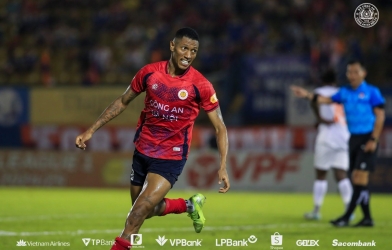 Tiền vệ Brazil bất ngờ chia tay tân vương V.League