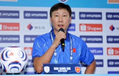 HLV Kim Sang Sik nói thẳng về khát vọng vô địch AFF Cup 2026