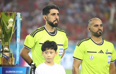 Trọng tài thổi trận chung kết AFF Cup nhận nhiệm vụ ở VL U20 châu Á