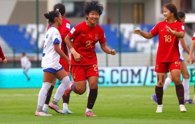 Trung Quốc thắng hủy diệt 7-0, chính thức ghi tên vào vòng 1/8 World Cup