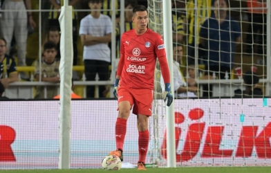 Thủ môn Việt kiều được ra sân bắt chính ở vòng loại Europa League