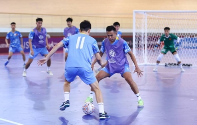 Tuyển futsal Việt Nam tập làm quen sân thi đấu chính thức