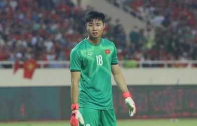 Đội cuối bảng V-League nhắm trò cưng thầy Park thay Bùi Tiến Dũng