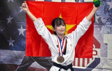 Châu Tuyết Vân xuất sắc giành HCV tại giải Taekwondo Mỹ