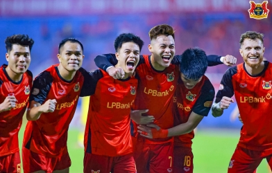 Vòng 19 V-League: Chiến thắng dành cho chủ nhà