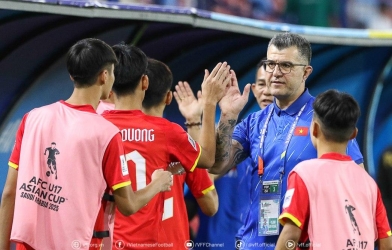 CHÍNH THỨC: HLV Brazil lập kỷ lục cực khủng với tuyển Việt Nam