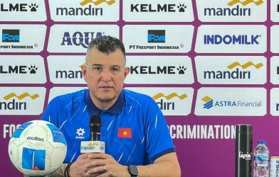 HLV Brazil chỉ thẳng lý do tuyển Việt Nam đánh bại được Australia