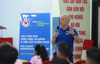 VFF tiếp tục phối hợp với FIFA để nâng cao đào tạo trẻ