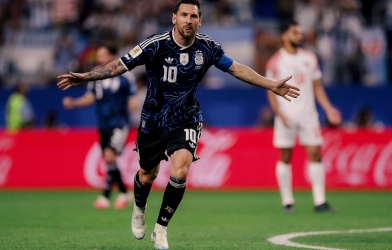 CHÍNH THỨC: Messi lại xô đổ thêm hàng loạt kỷ lục World Cup