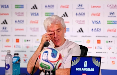 HLV Nam Phi nói lời thật lòng sau thất bại đáng tiếc ở vòng 1/16 World Cup