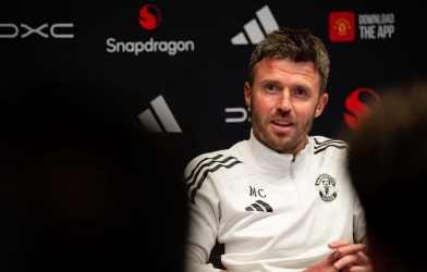 Carrick đáp trả cực chất tuyên bố ‘Man City là vua Manchester’