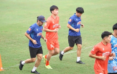 NÓNG: Ngôi sao số 1 ĐT Việt Nam báo tin không vui cho HLV Kim Sang Sik