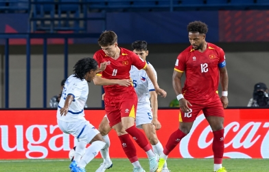 Trực tiếp bóng đá Việt Nam 0-0 Philippines: Nhập cuộc hứng khởi