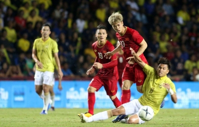 CĐV ĐNÁ đồng loạt réo tên ĐT Việt Nam khi Thái Lan chỉ dám gặp Brunei