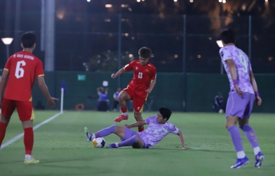 CĐV ĐNÁ dậy sóng khi tuyển Việt Nam thua đậm đội Hàn Quốc ngay trước World Cup