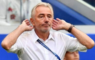 HLV Van Marwijk: 'UAE có thể thắng Malaysia đậm hơn, nhưng 4-0 là đủ'