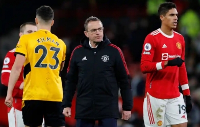 Ole Solsa bất ngờ bị 'vạch trần' nguyên nhân khiến Ralf Rangnick khốn khổ tại MU