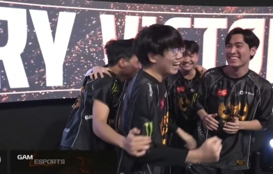 Fan VCS quẩy 'banh nóc' trong ngày GAM xuất sắc giành vé dự MSI 2025