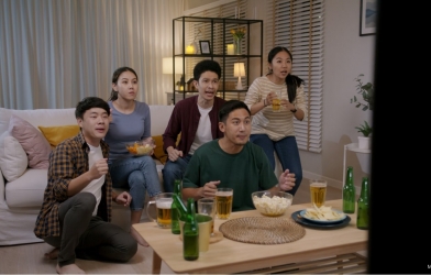 Bùng nổ EURO 2024: Bí quyết vàng bảo vệ sức khỏe dạ dày khi 'cày' đêm xem bóng đá