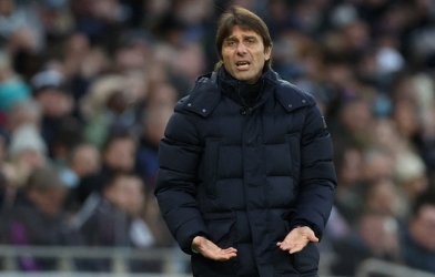 Conte thẳng tay loại bỏ 4 cái tên, đưa ra yêu cầu phũ phàng