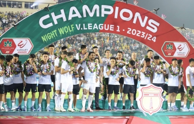 VIDEO: Nhìn lại chức vô địch V-League lịch sử của Nam Định