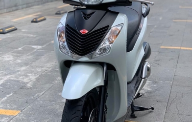 Giá xe SH 150i và SH 150i nhập khẩu mới nhất 06/2026 tại đại lý