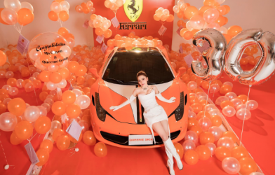 Nữ CEO 9x tậu hàng hiếm Ferrari 458 Spider nhân dịp sinh nhật tuổi 30 