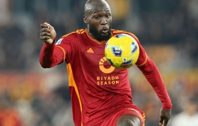 Lukaku ‘hóa báo’ khiến HLV Mourinho nổi trận lôi đình sau trận Roma hòa Fiorentina