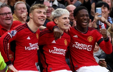 Ngôi sao đầu tiên sẵn sàng rời Man United sau chung kết C2