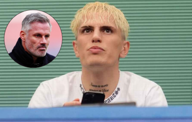 Jamie Carragher phẫn nộ trước hành động của Garnacho sau khi rời Man Utd