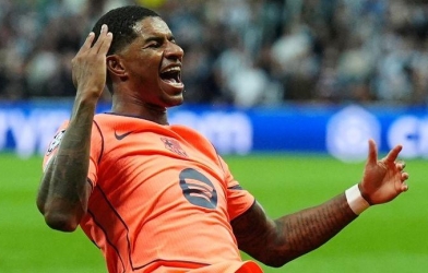 Đội 'hàng thải' của MU phản ứng trước cú đúp của Rashford