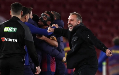 Hansi Flick chỉ tên cầu thủ quan trọng nhất của Barca