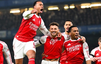 Thấy gì trong chiến thắng 3-2 của Arsenal trước Chelsea?