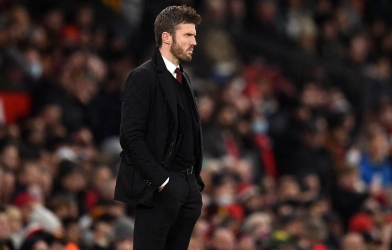 5 trận đầu tiên của Michael Carrick tại MU: Ác mộng đến sớm?