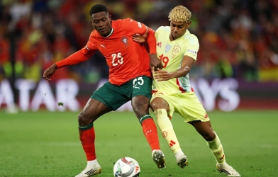 Nuno Mendes hé lộ cách khiến Yamal 'tắt điện' ở World Cup