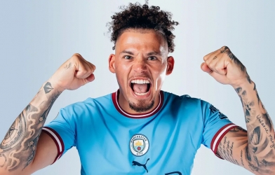 CHÍNH THỨC: Man City chiêu mộ xong 'Pirlo tuyển Anh', quyết xưng bá trời Âu