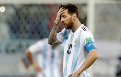 'Thiên thần hộ mệnh' gặp hạn trước World Cup, Messi và Argentina lo sốt vó